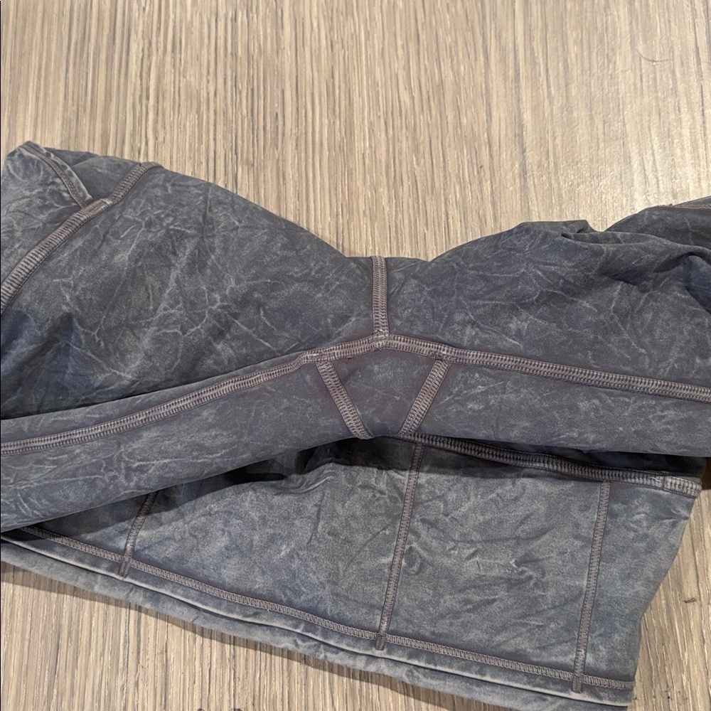 Lululemon Fast and Free High Rise Tight 25" Size 4 - Ice Wash Asphalt Grey - Picture 10 of 11